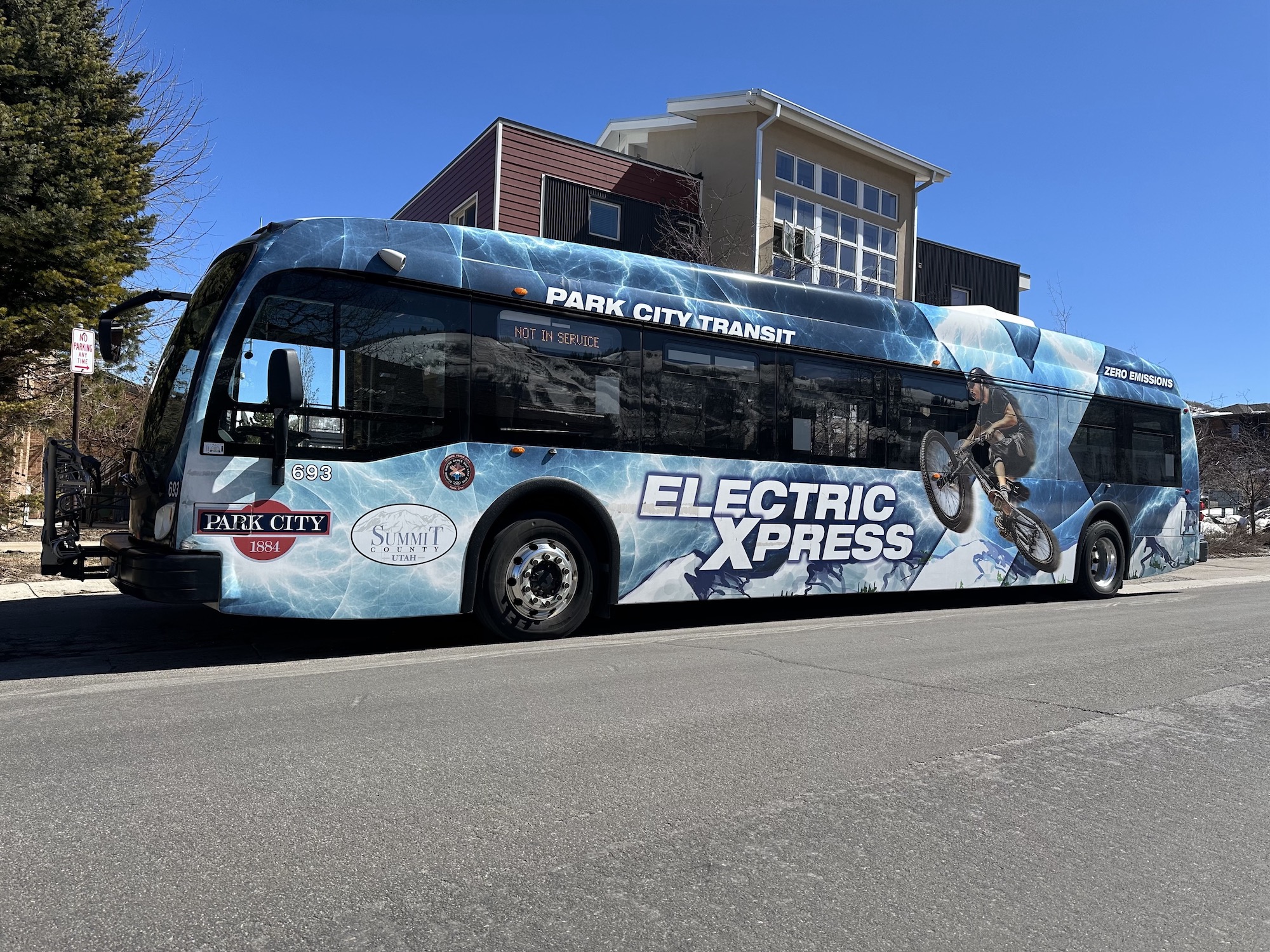 Park City electric bus